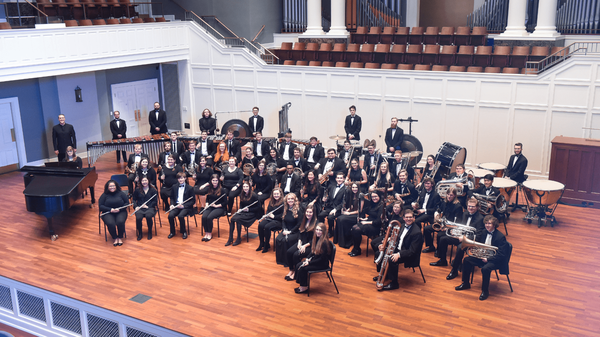 A group picture of the Belmont University College of Music and Performing Arts Wind Ensemble and Concert Band